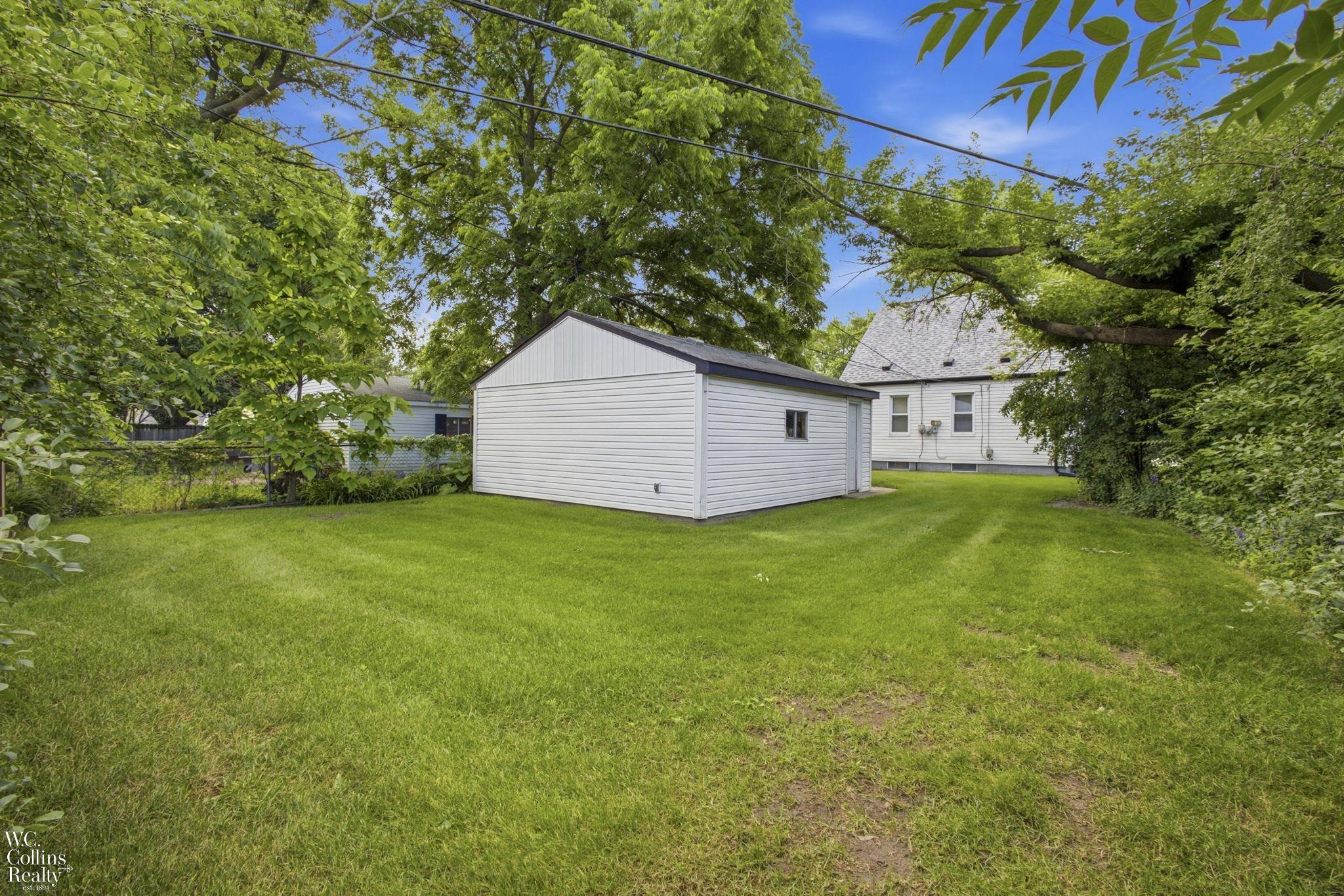 2446 Harvard Road Berkley, MI 48072 - Photo 33 of 33