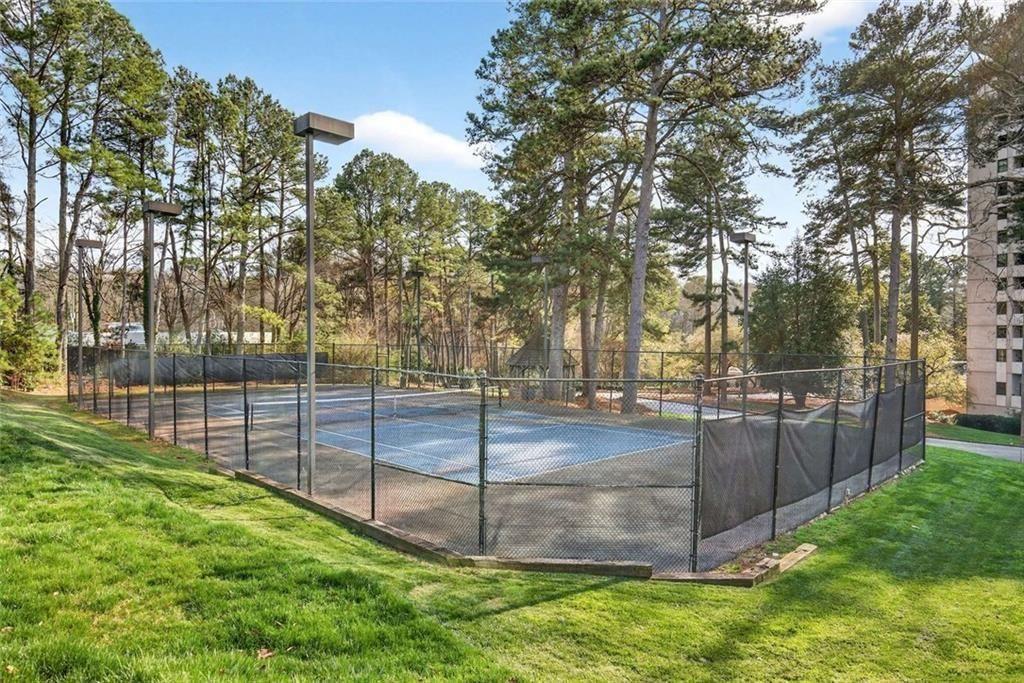 3530 Piedmont Road Northeast, Unit F9 Atlanta, GA 30305 - Photo 40 of 49