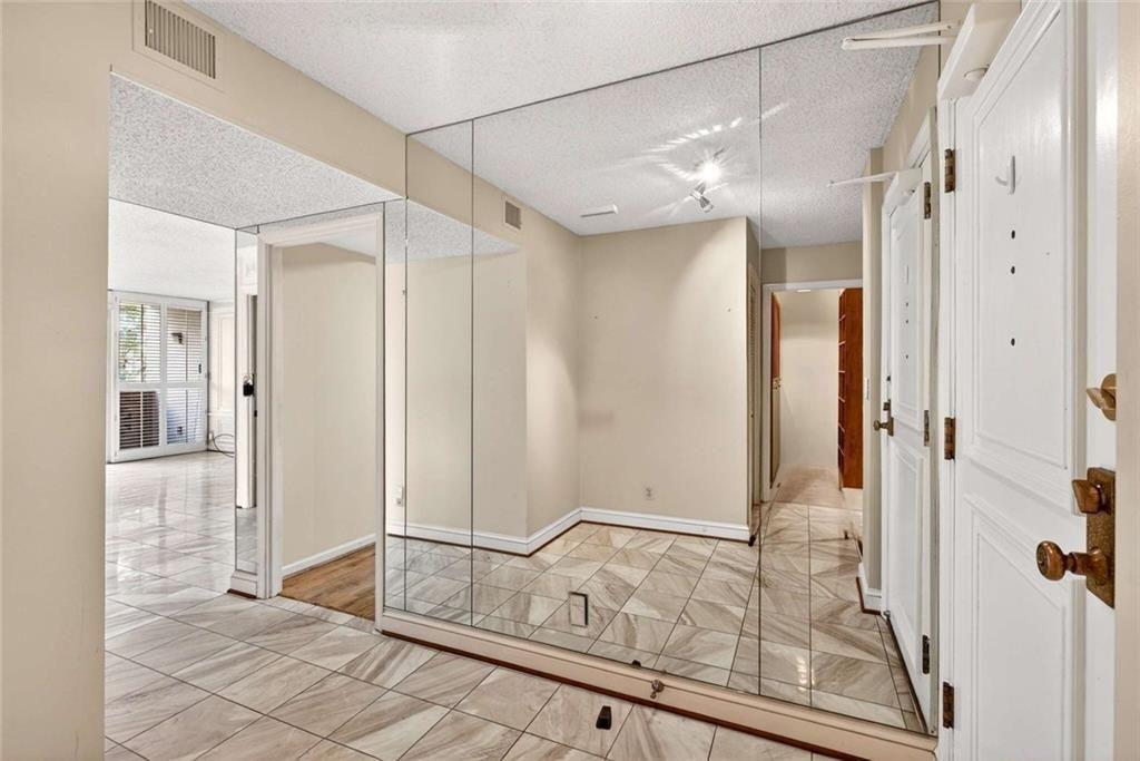 3530 Piedmont Road Northeast, Unit F9 Atlanta, GA 30305 - Photo 9 of 49