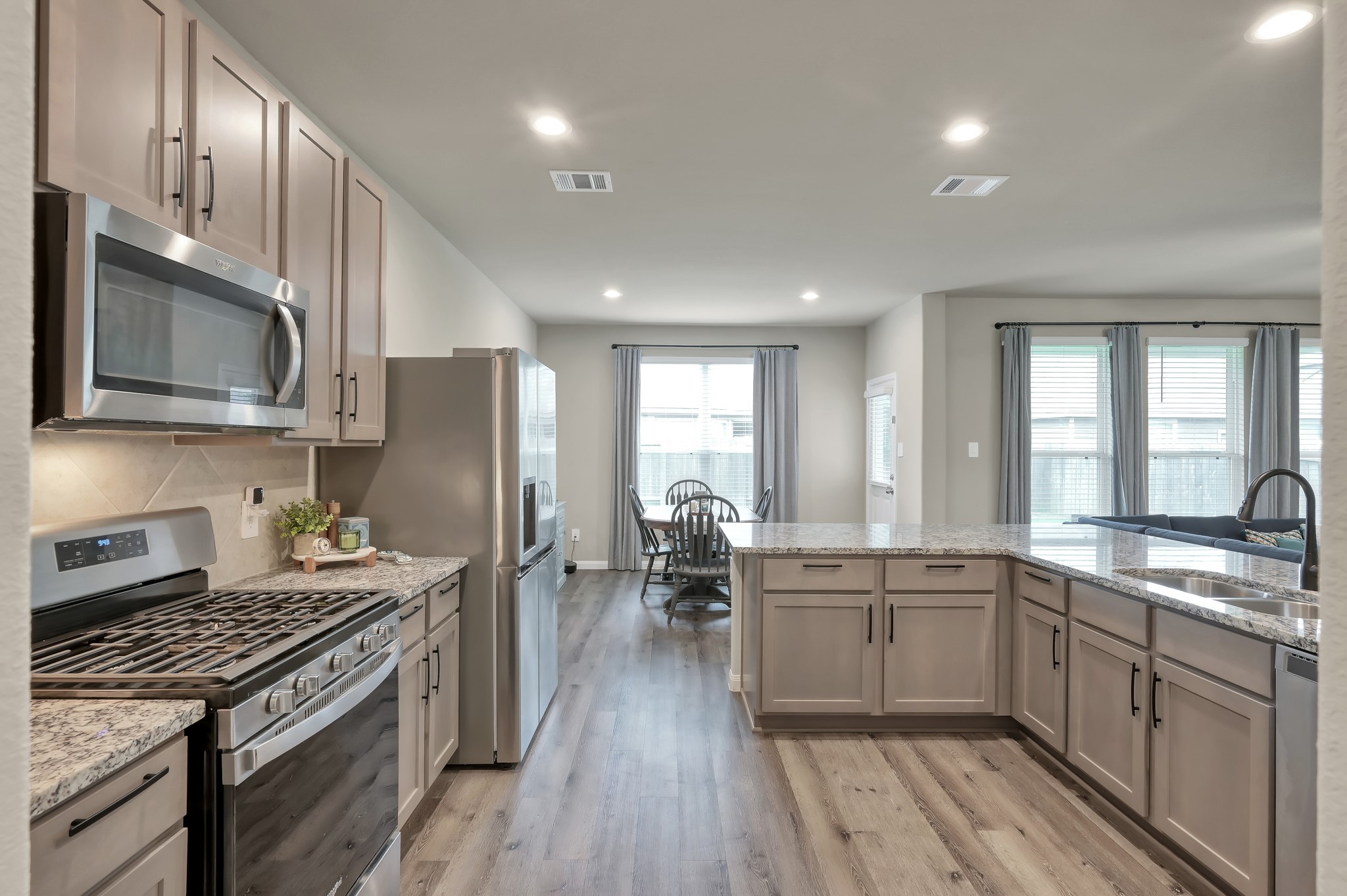 2717 Williams Grove Conroe, TX 77304 - Photo 12 of 43