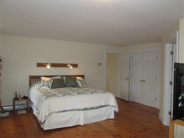 687 Main Street Boxford, MA 01921 - Photo 10 of 15