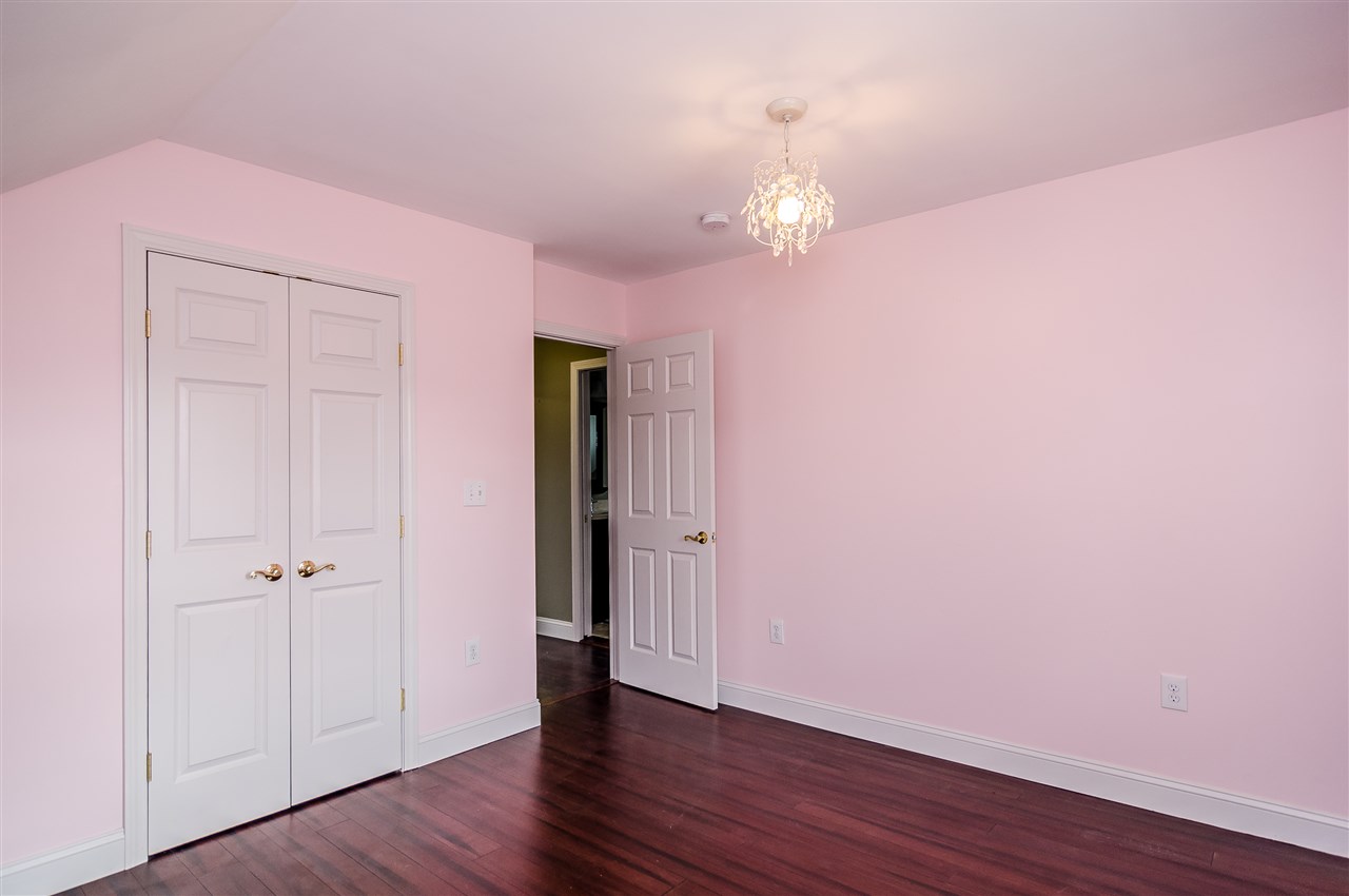 415 Cilley Road Manchester, NH 03103 - Photo 23 of 35