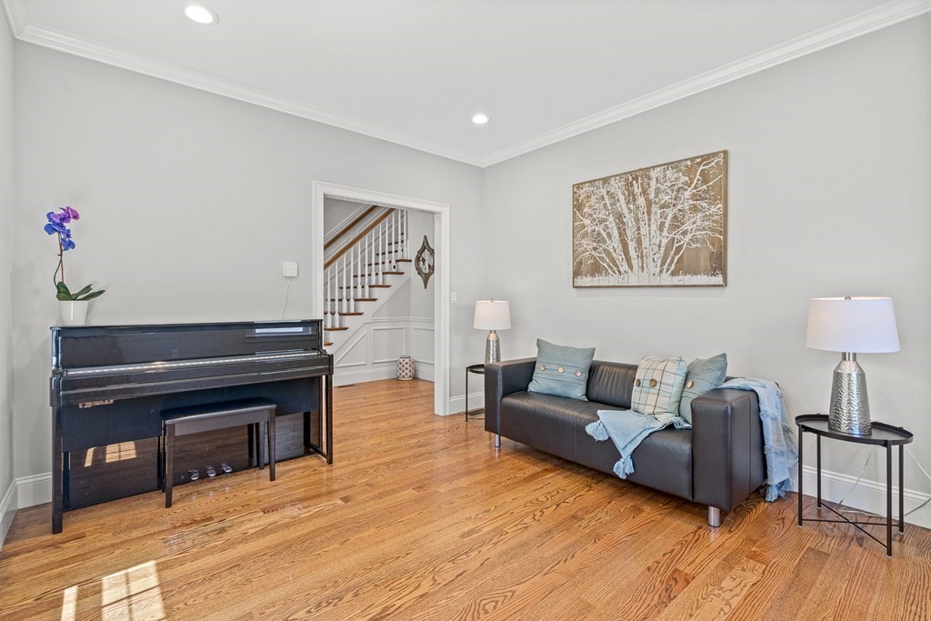 7 Nathaniel Road Winchester, MA 01890 - Photo 15 of 42 Gallery Image 15