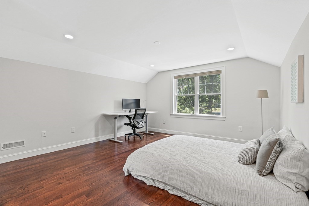 7 Nathaniel Road Winchester, MA 01890 - Photo 29 of 42 Gallery Image 29