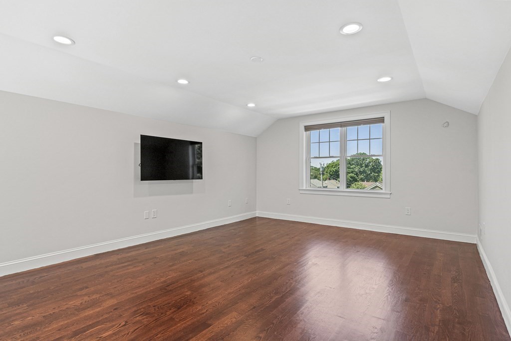 7 Nathaniel Road Winchester, MA 01890 - Photo 31 of 42 Gallery Image 31