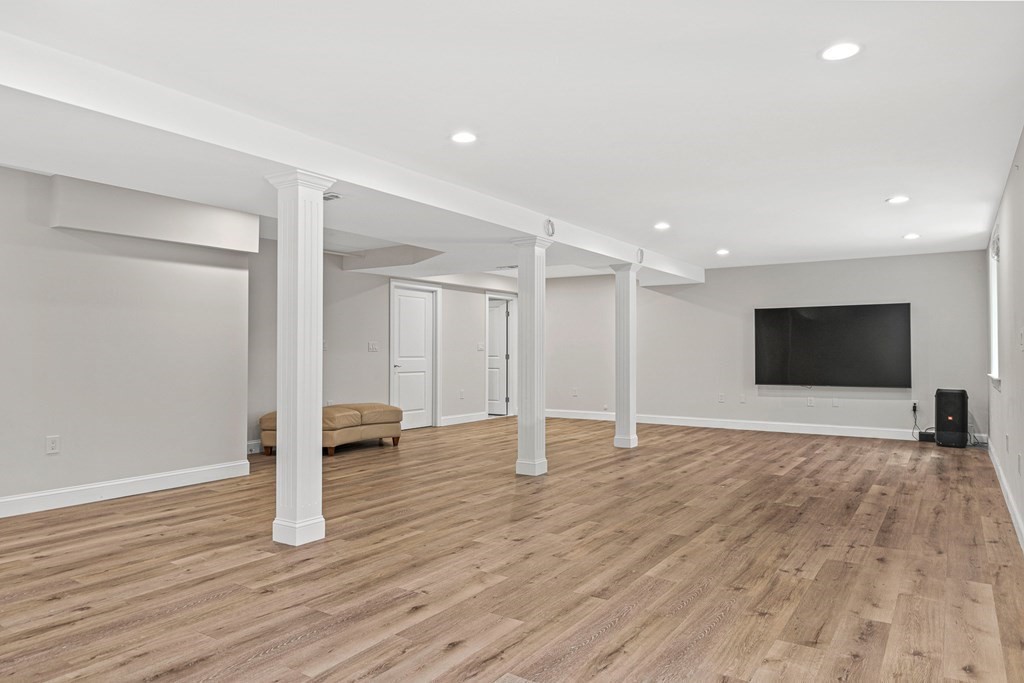 7 Nathaniel Road Winchester, MA 01890 - Photo 33 of 42 Gallery Image 33
