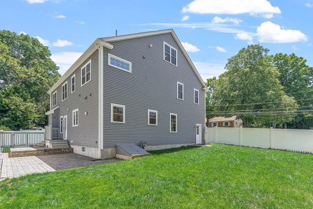 7 Nathaniel Road Winchester, MA 01890 - Photo 36 of 42 Gallery Image 36
