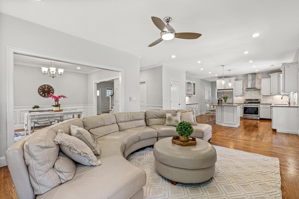 7 Nathaniel Road Winchester, MA 01890 - Photo 6 of 42 Gallery Image 6