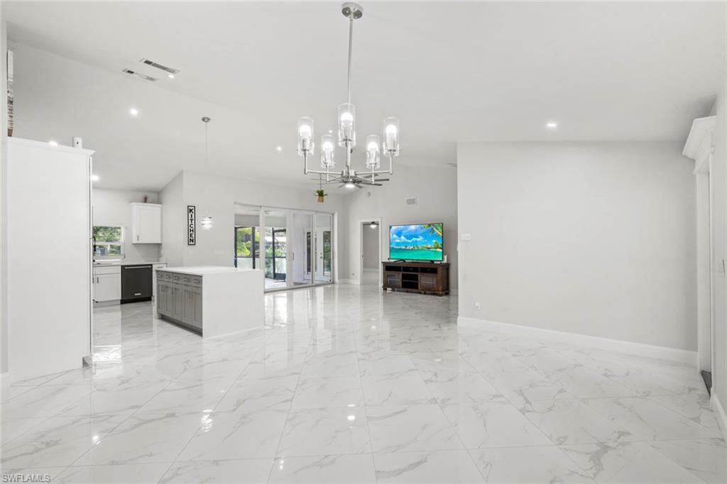 5696 Park Road Fort Myers, FL 33908 - Photo 6 of 35 Gallery Image 6