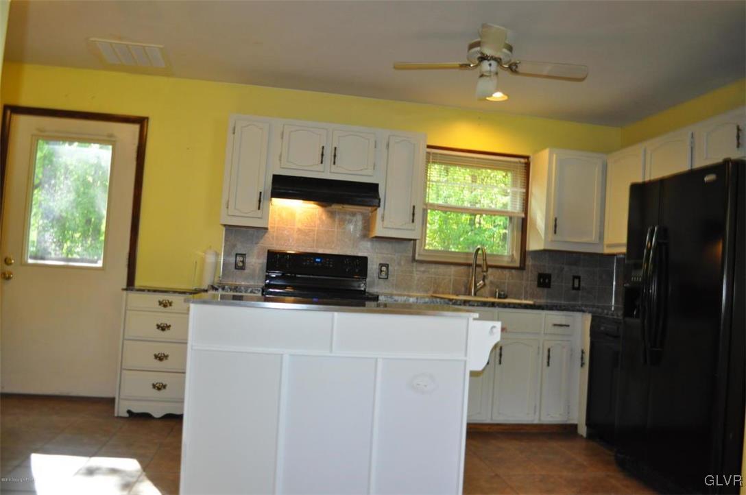 45 Seneca Road Mount Pocono, PA 18344 - Photo 6 of 11 Gallery Image 6