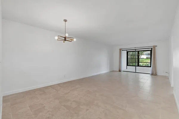 $2,200 | 15364 Lakes Of Delray Boulevard, Unit 45, Delray Beach, FL 33484
