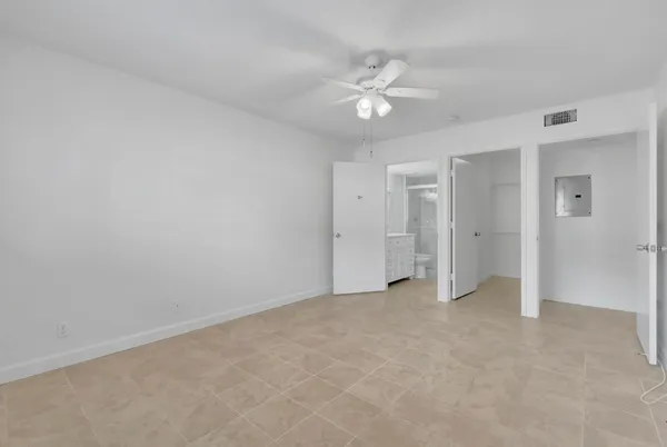 $2,200 | 15364 Lakes Of Delray Boulevard, Unit 45, Delray Beach, FL 33484