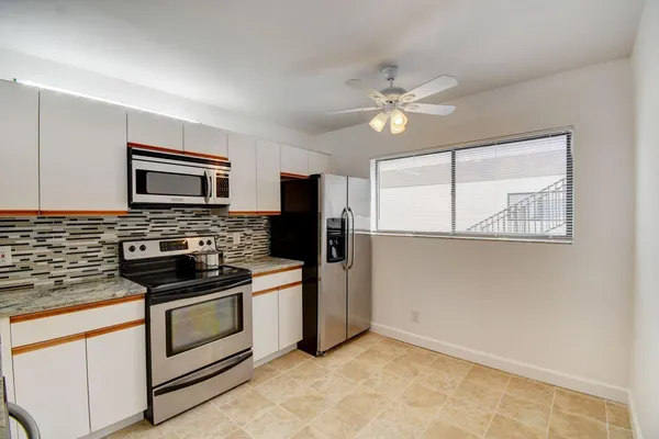 $2,200 | 15364 Lakes Of Delray Boulevard, Unit 45, Delray Beach, FL 33484