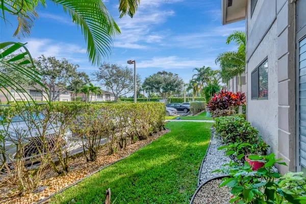 $2,200 | 15364 Lakes Of Delray Boulevard, Unit 45, Delray Beach, FL 33484