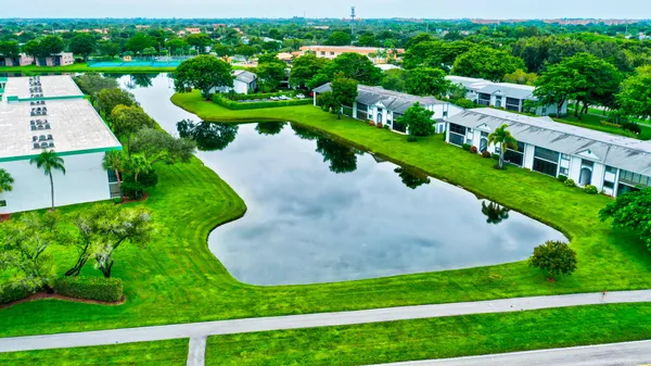 $2,200 | 15364 Lakes Of Delray Boulevard, Unit 45, Delray Beach, FL 33484