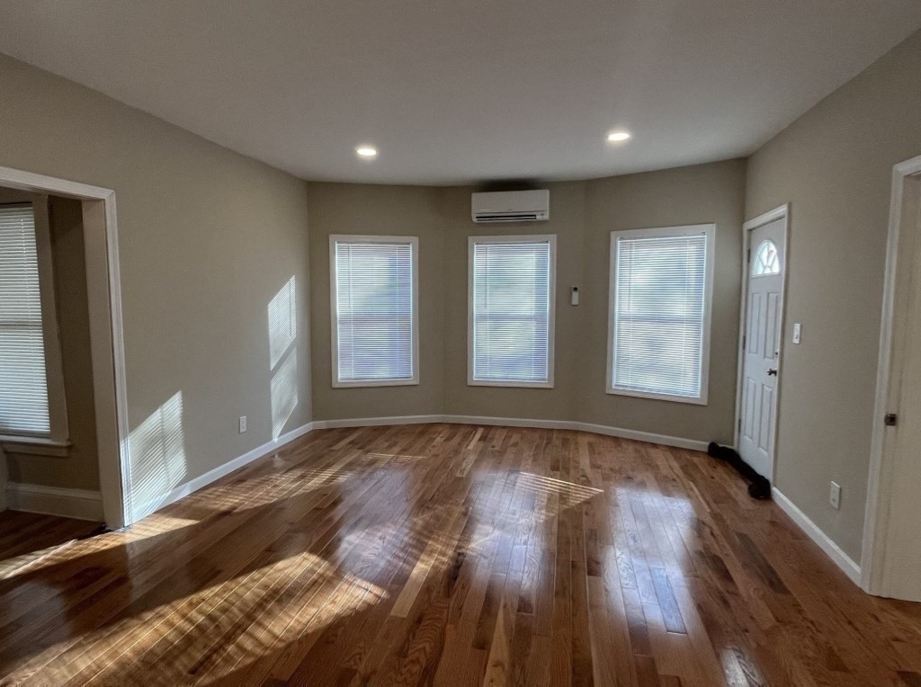 35 Hodges Street, Unit 1 Mansfield, MA 02048 - Photo 10 of 19