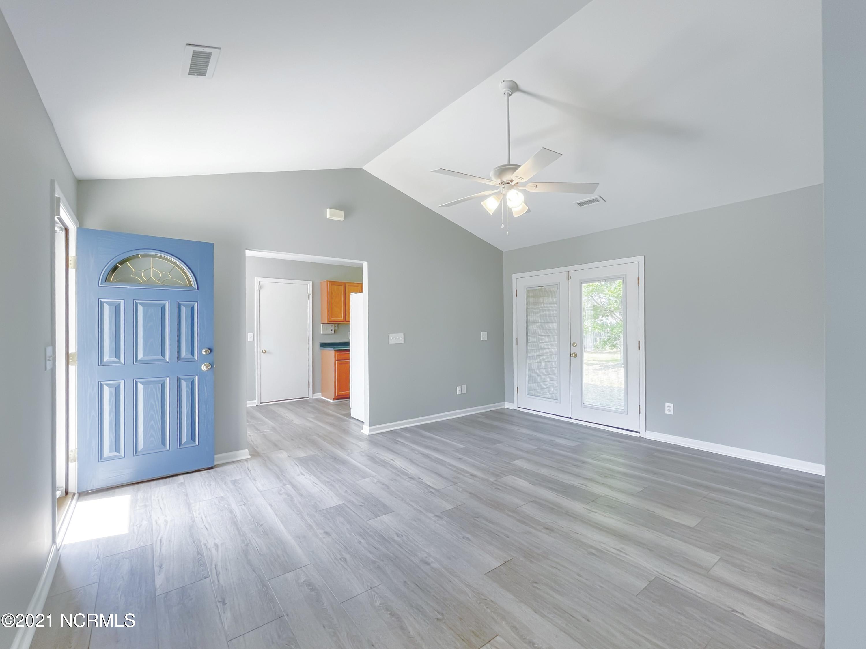 4532 Alder Ridge Road Wilmington, NC 28412 - Photo 7 of 48 2 year old LVT/ LVP flooring, paint, and carpet.