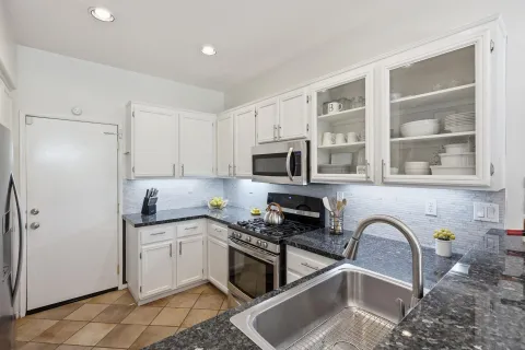 $999,000 | 2995 West Canyon Avenue, San Diego, CA 92123