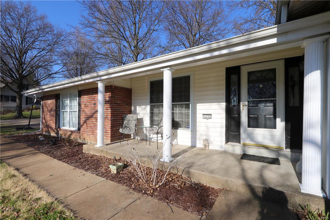 1232 Kennebec Road Chesterfield, MO 63017 - Photo 2 of 21 Gallery Image 2