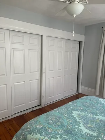 a view of entryway with front door