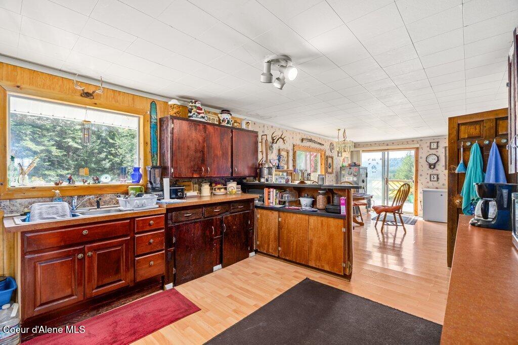 207 Happy Valley Lane St. Maries, ID 83861 - Photo 12 of 37 Kitchen