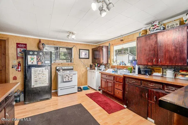 $369,000 | 207 Happy Valley Lane, St. Maries, ID 83861