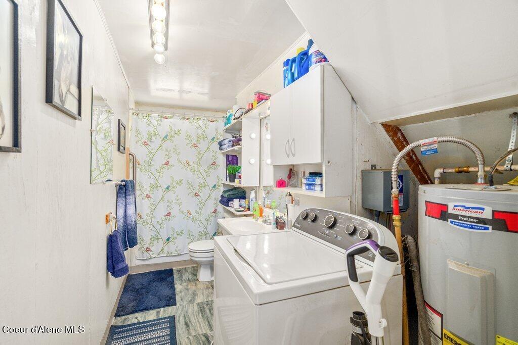 207 Happy Valley Lane St. Maries, ID 83861 - Photo 14 of 37 Bathroom 1