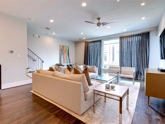 $4,800 | 1914 Maryland Street, Houston, TX 77006