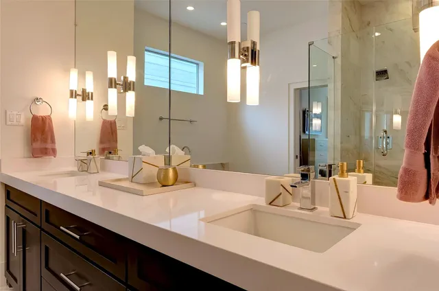 $4,800 | 1914 Maryland Street, Houston, TX 77006