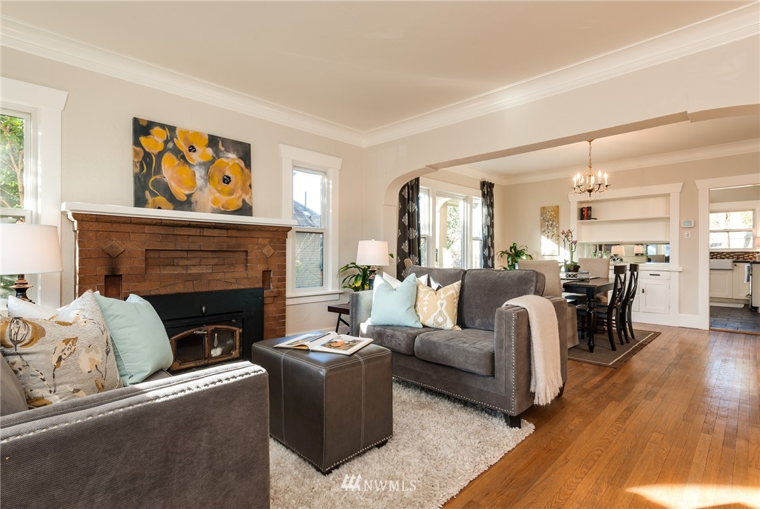 216 North 58th Street Seattle, WA 98103 - Photo 3 of 25