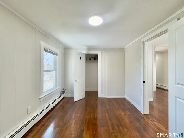 $2,600 | 186 West Washington Street, Unit 2, Bristol, CT 06010