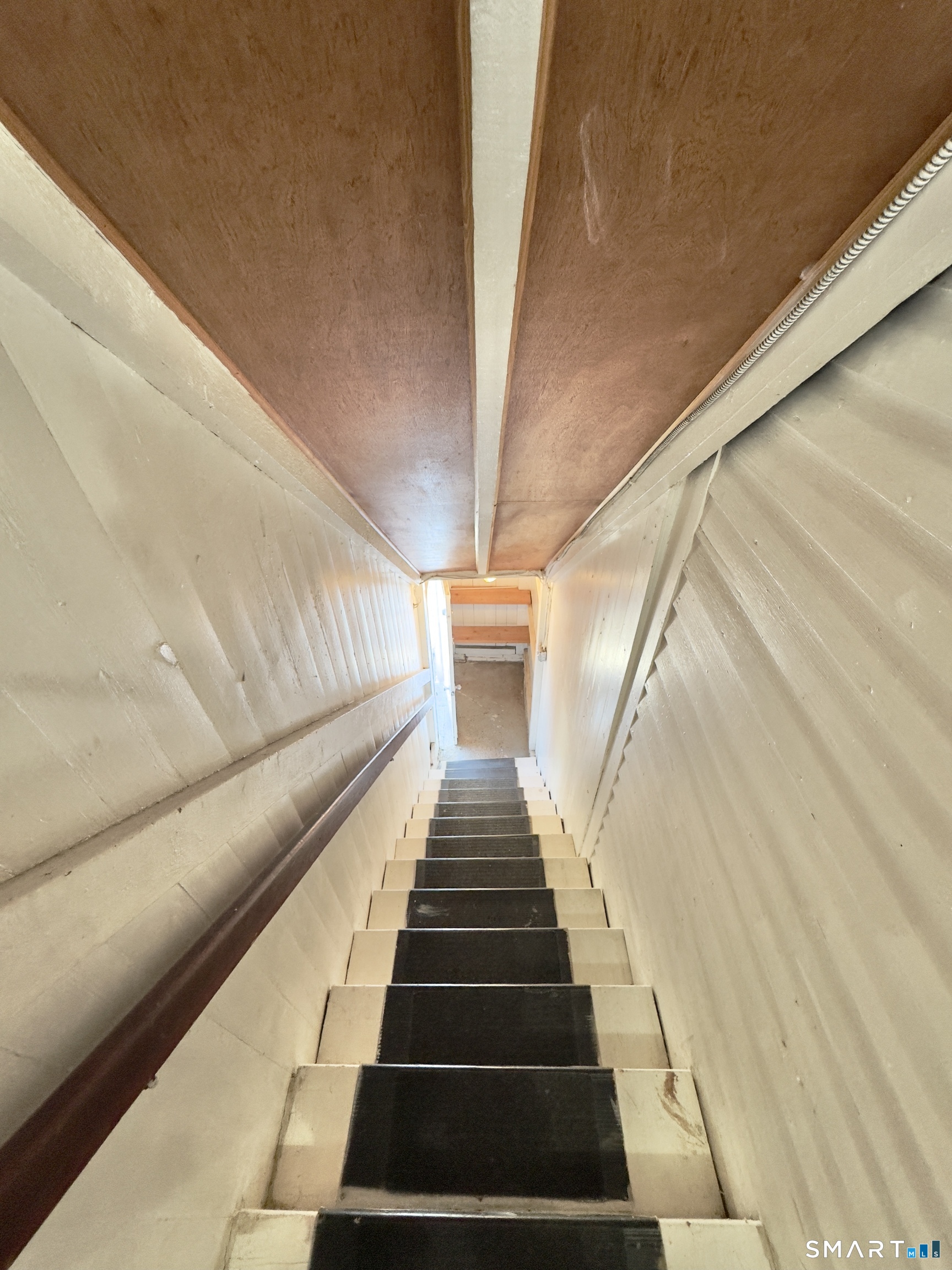 186 West Washington Street, Unit 2 Bristol, CT 06010 - Photo 4 of 28