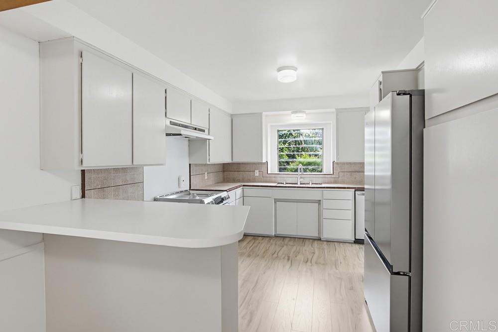 815 Hermes Avenue Encinitas, CA 92024 - Photo 12 of 44