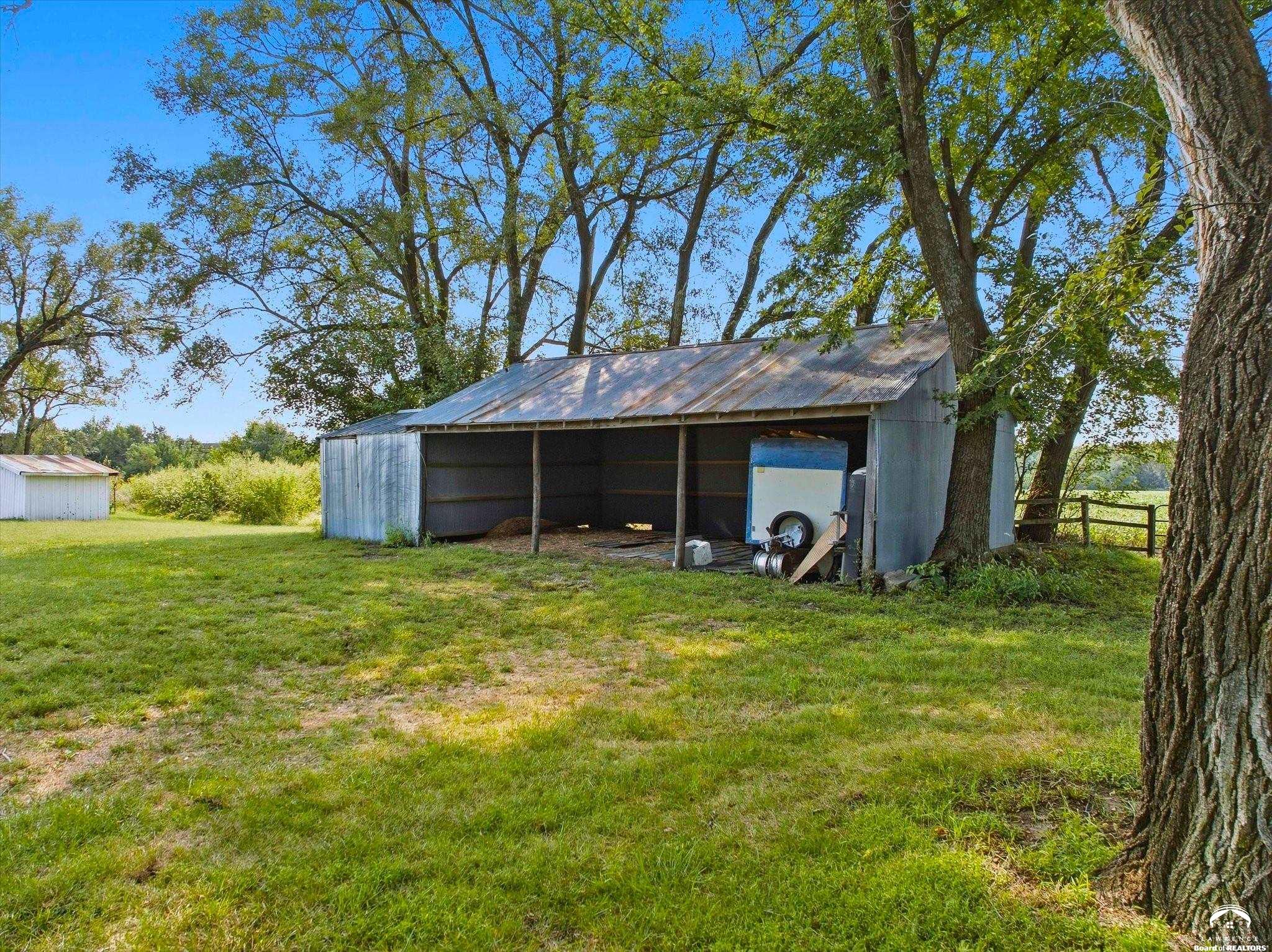 1945 North 900 Road Eudora, KS 66025 - Photo 7 of 32 Gallery Image 7