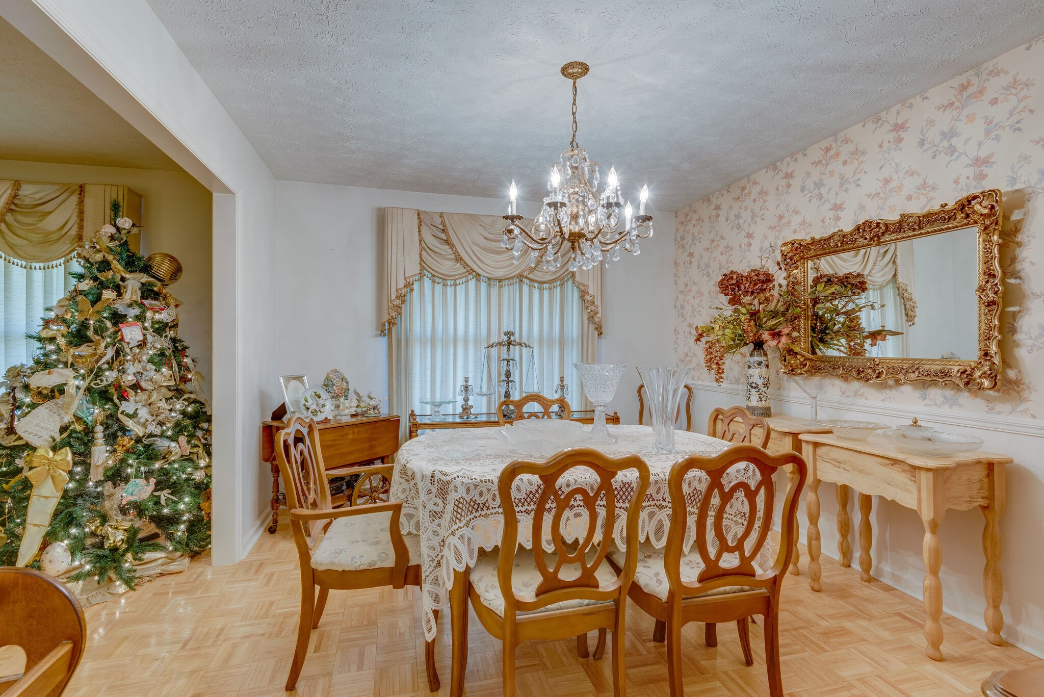 2154 Abiff Road Burns, TN 37029 - Photo 35 of 50 a view of a dining room with furniture and chandelier
