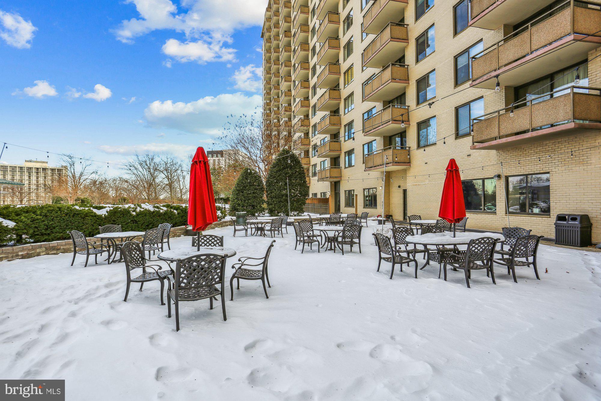 5225 Pooks Hill Road, Unit 629S Bethesda, MD 20814 - Photo 48 of 58 a view of outdoor space with seating area