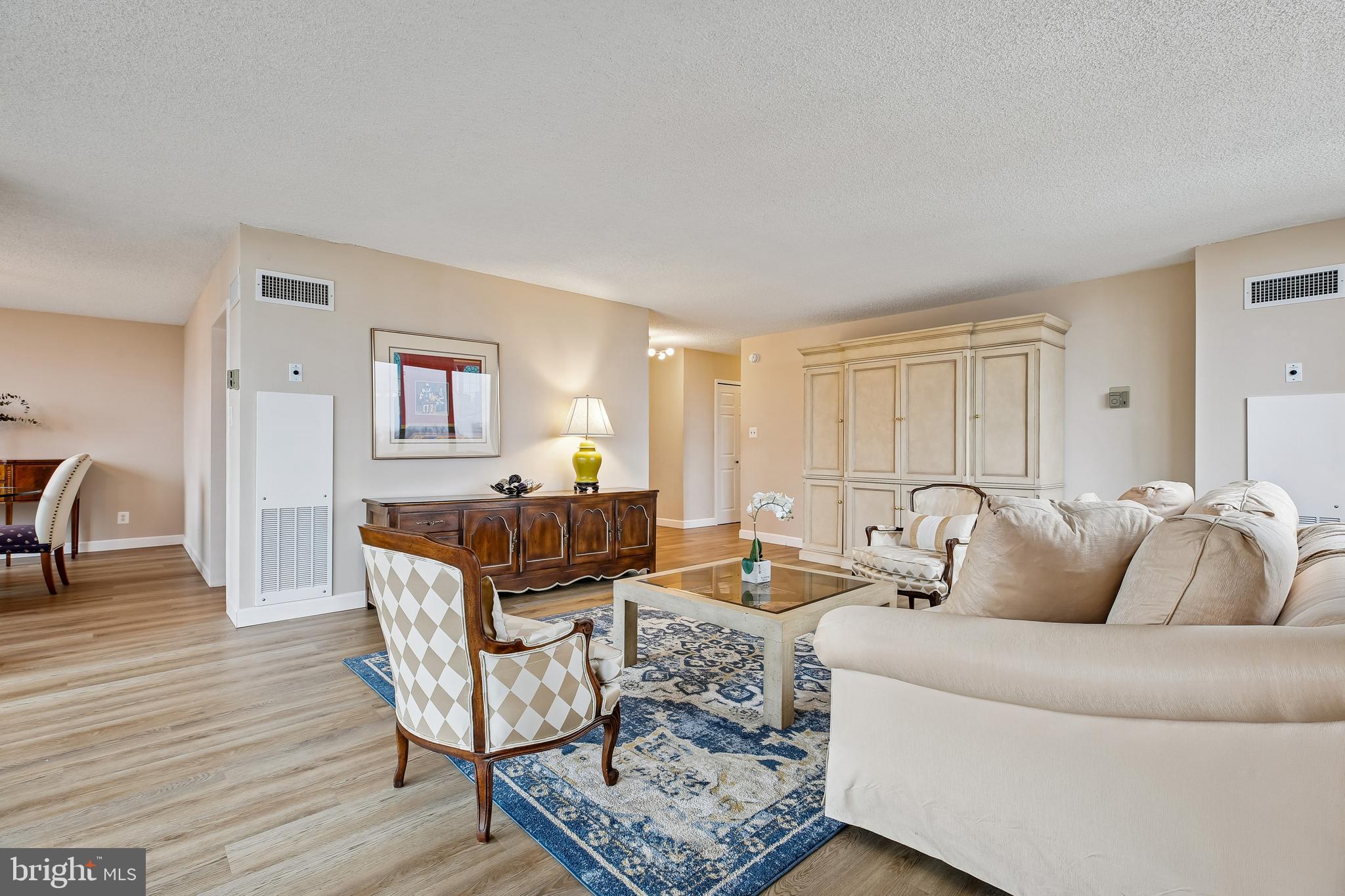 5225 Pooks Hill Road, Unit 629S Bethesda, MD 20814 - Photo 9 of 58 a living room with furniture and wooden floor