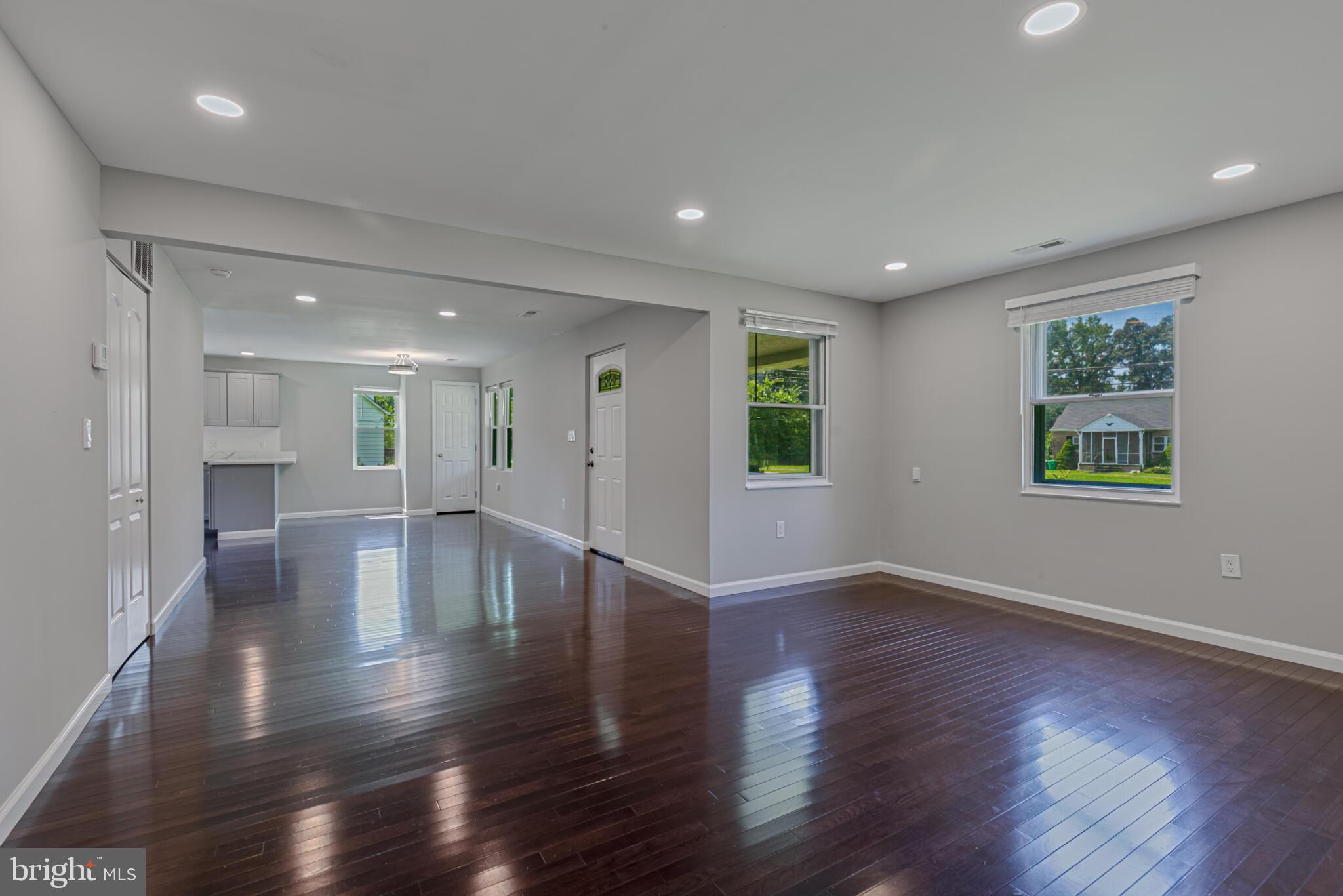 7522 Surratts Road Clinton, MD 20735 - Photo 3 of 25 Gallery Image 3