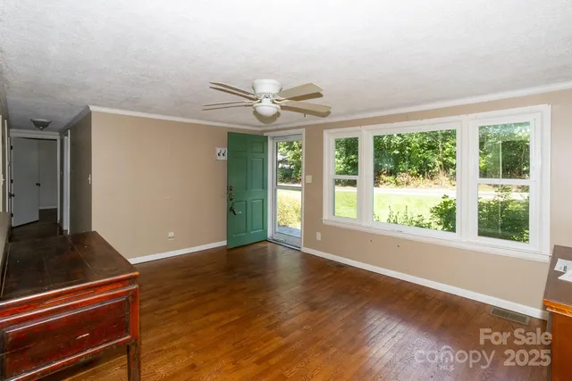 $325,000 | 50 Taft Street, Black Mountain, NC 28711