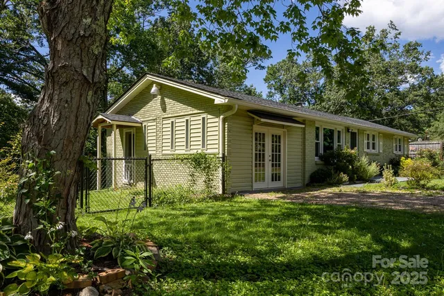 $325,000 | 50 Taft Street, Black Mountain, NC 28711