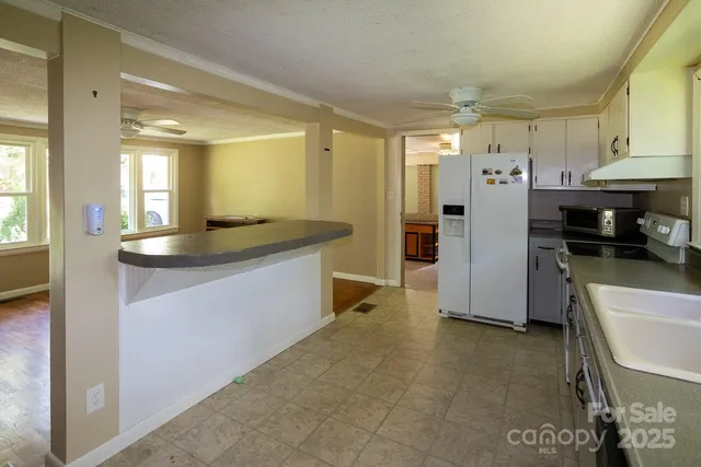 $325,000 | 50 Taft Street, Black Mountain, NC 28711