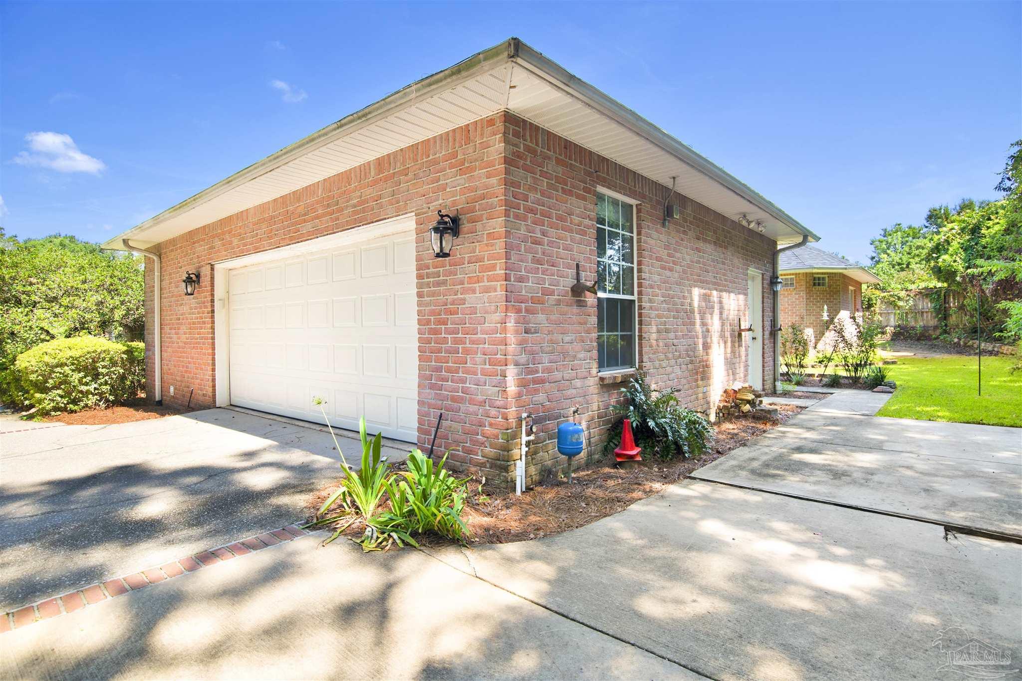 6020 Otter Point Road Pensacola, FL 32504 - Photo 47 of 49 Gallery Image 47