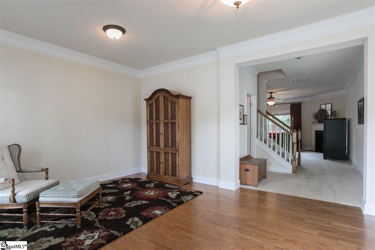 209 Barbours Lane Greenville, SC 29607 - Photo 10 of 22 Gallery Image 10