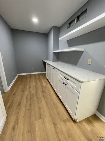 $429,900 | 2401 West View Terrace, Emporia, KS 66801