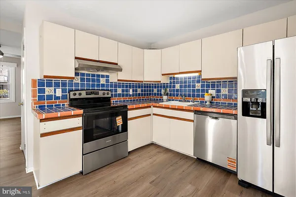 $325,000 | 301 142nd Street, Unit 4, Ocean City, MD 21842