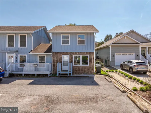 $325,000 | 301 142nd Street, Unit 4, Ocean City, MD 21842