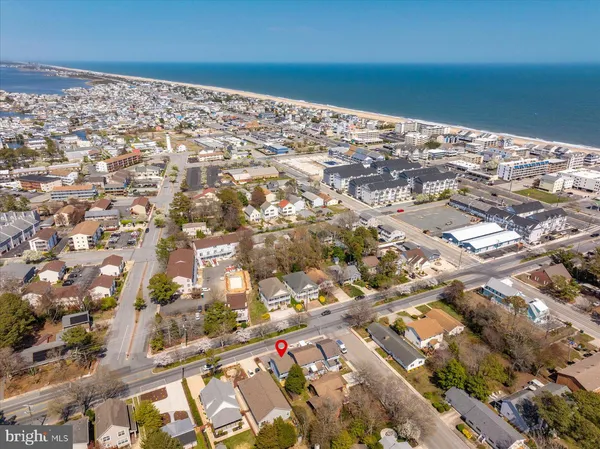 $325,000 | 301 142nd Street, Unit 4, Ocean City, MD 21842