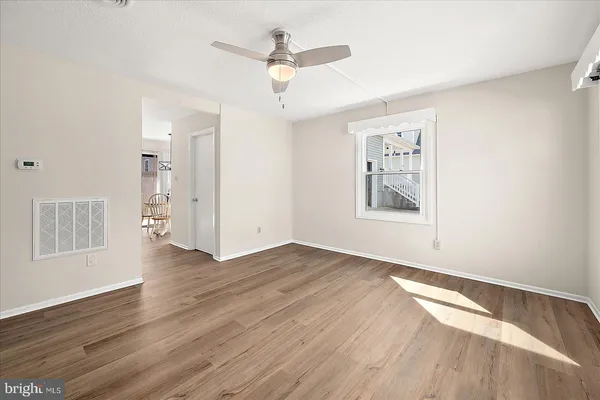 $325,000 | 301 142nd Street, Unit 4, Ocean City, MD 21842