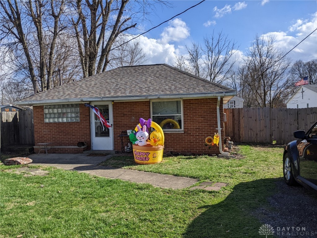 3218 Outdoor Road Dayton, OH 45439 - Photo 1 of 7