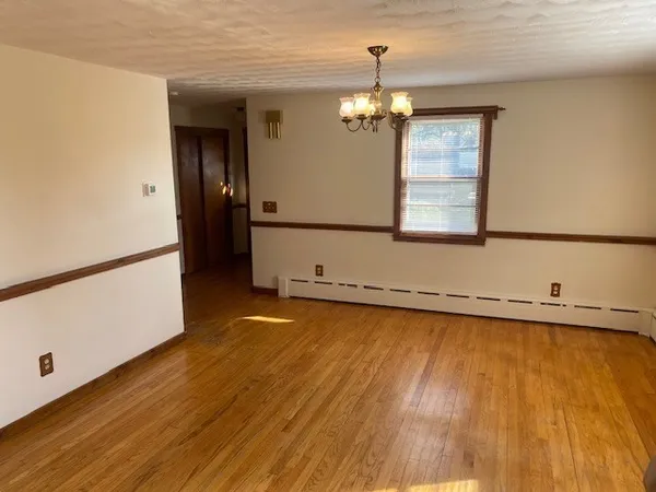 $3,975 | 175 Clinton Road, Sterling, MA 01564